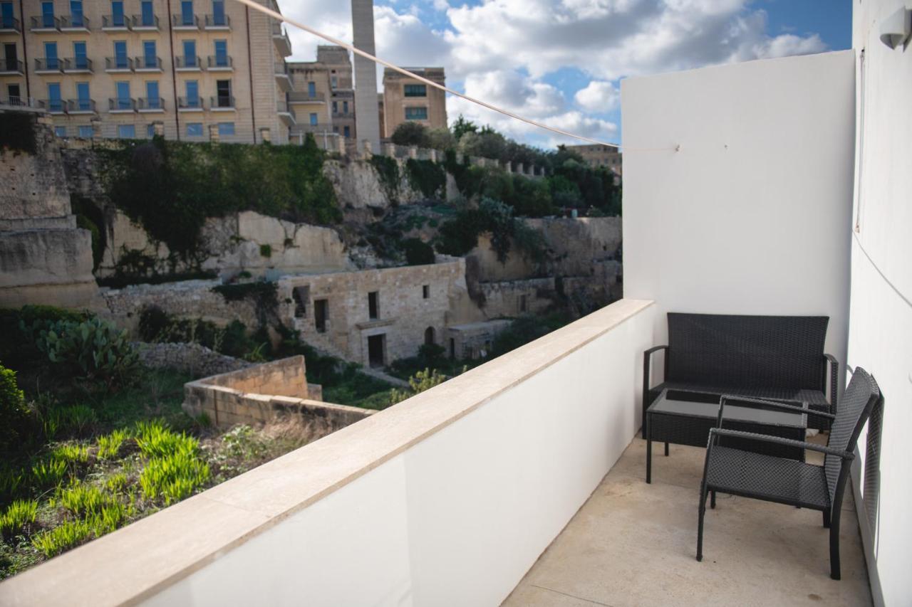 Privilege Suite Pieta Pietà Exterior foto